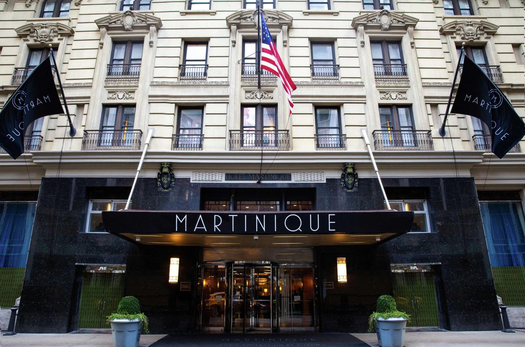 Отель Martinique New York On Broadway, Curio Collection By Hilton Экстерьер фото